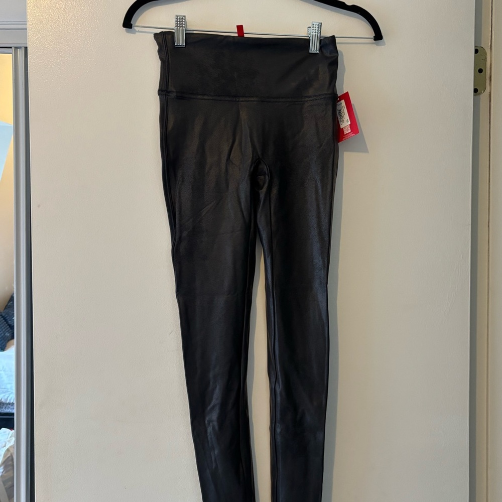 NWT SPANX Faux Leather Leggings - Picture 3 of 5